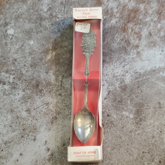 Other - Victoria Canada Souvenir Spoon - Silver